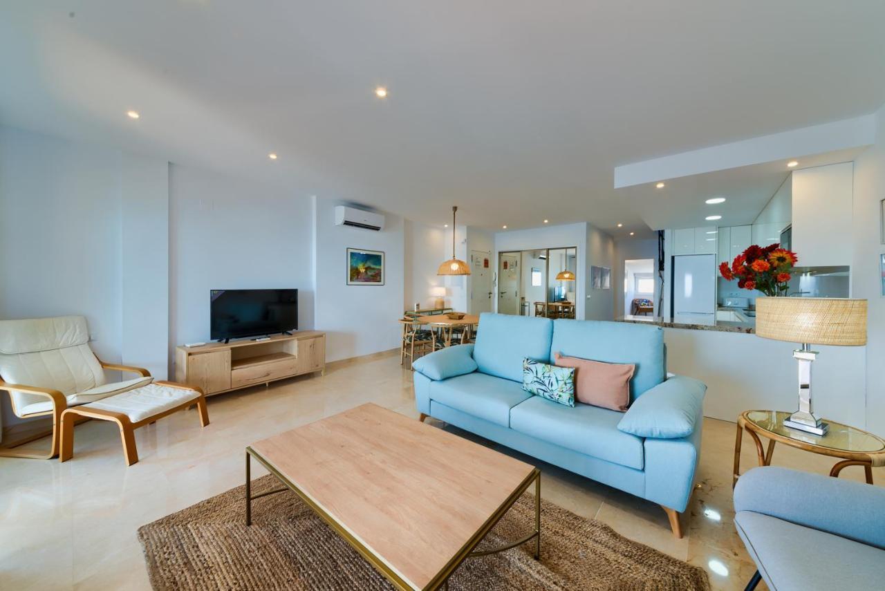 Holidays2Fuengirola Duplex With Stunning Sea View, Terraces,1St Line Beside Port Exterior photo