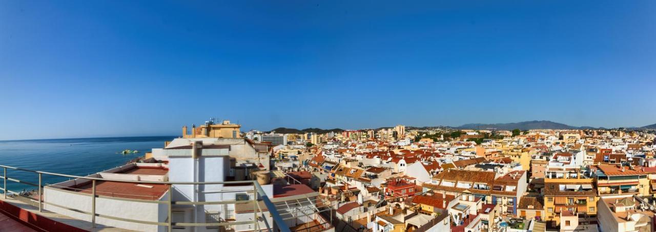 Holidays2Fuengirola Duplex With Stunning Sea View, Terraces,1St Line Beside Port Exterior photo